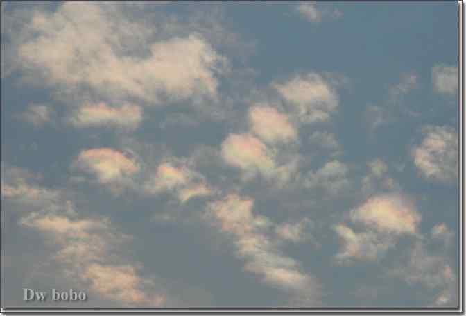 点击图片或使用键盘← →翻页