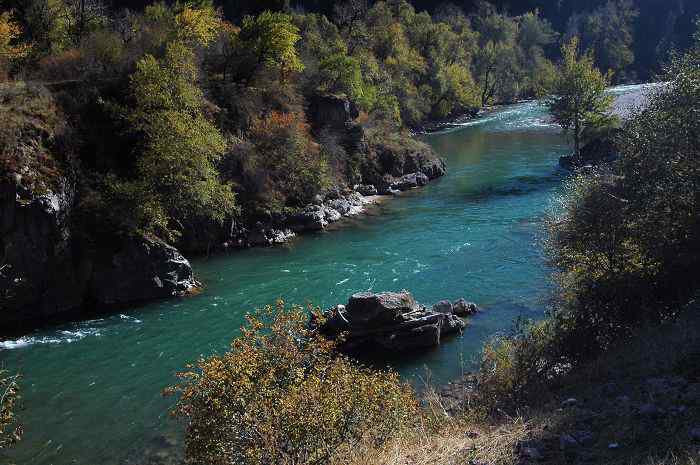 巴音布鲁克——富饶的泉水