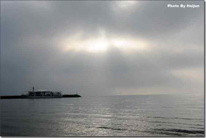  点击图片或使用键盘← →翻页