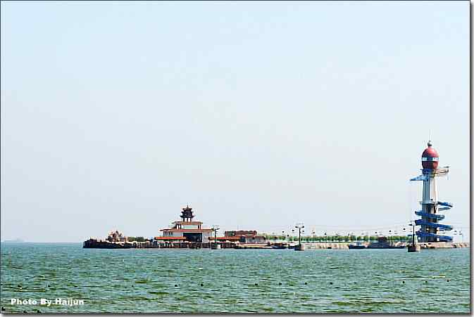  点击图片或使用键盘← →翻页